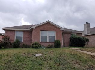2432 Mallory Ln, Lancaster, TX 75134