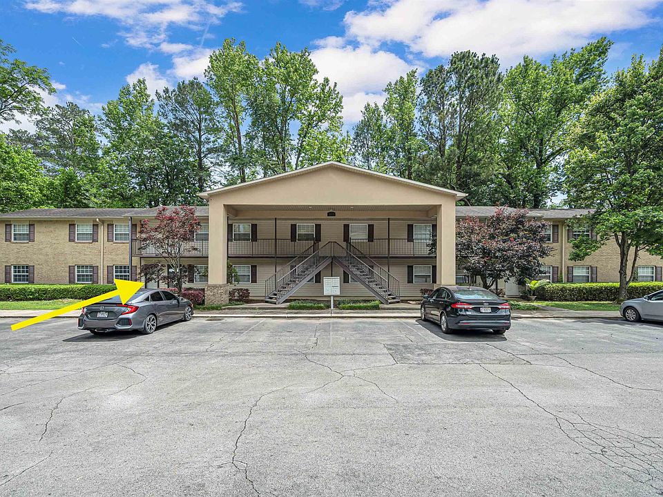 1st image of 411 Penny Ln #411
