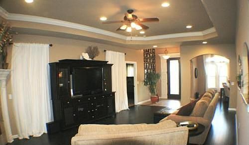 5th image of 3154 Ika Ln