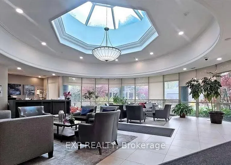 28 Harrison Garden Blvd #1112 — Photo 2