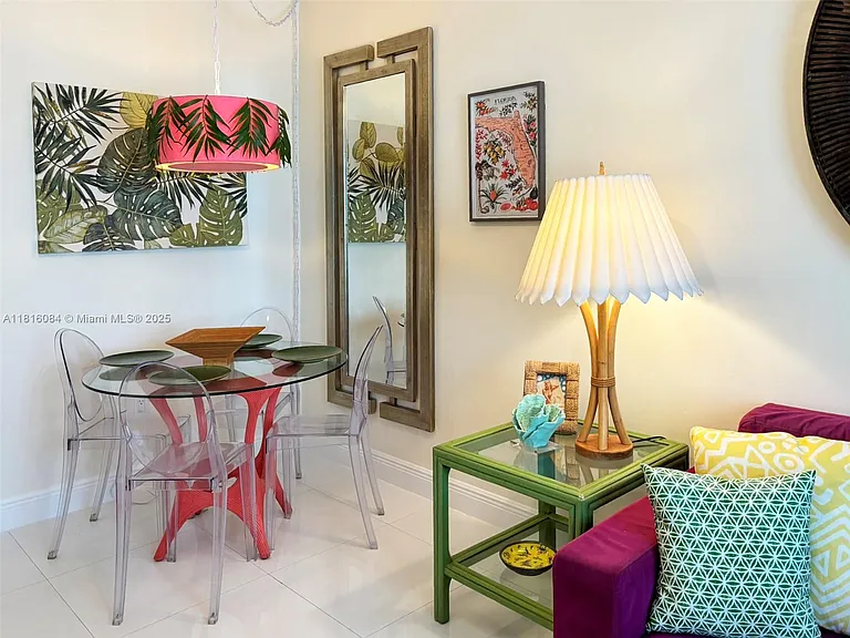 335 Ocean Dr #114 — Photo 9