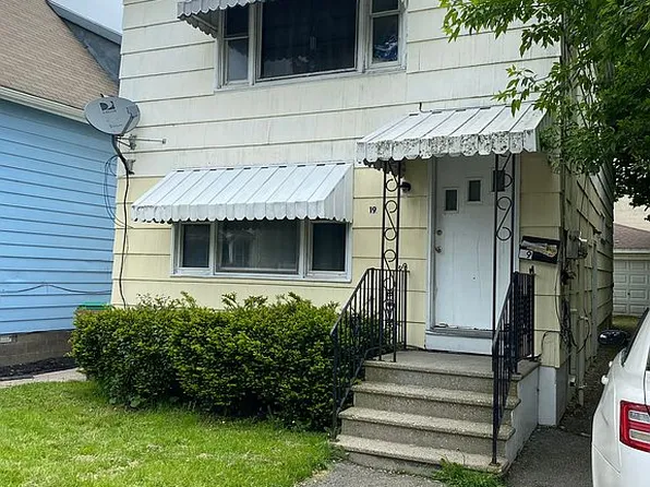 19 Barbara Pl, Cheektowaga, NY 14225