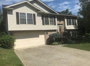 210 Cross Brook Ln, Winchester, KY 40391