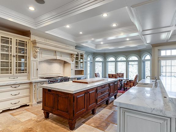 2nd image of 5434 Whalen Rd