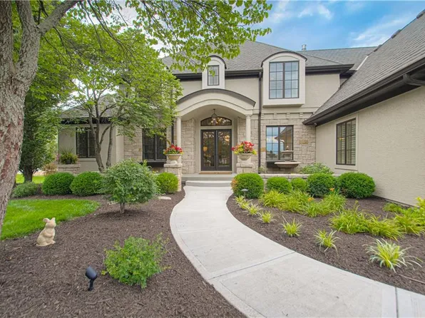 15925 King St, Overland Park, KS 66221