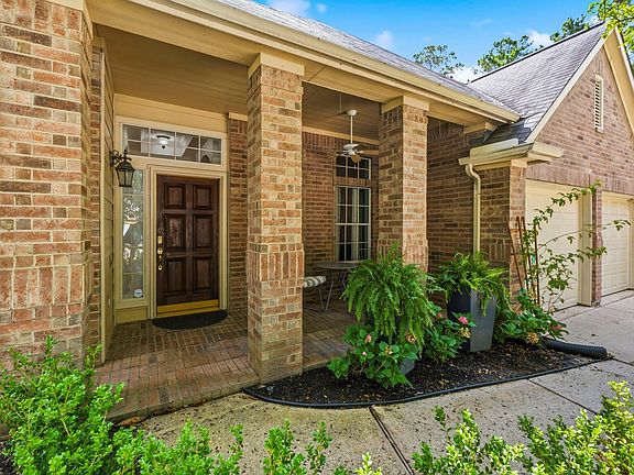 4th image of 46 E Hobbit Glen Dr