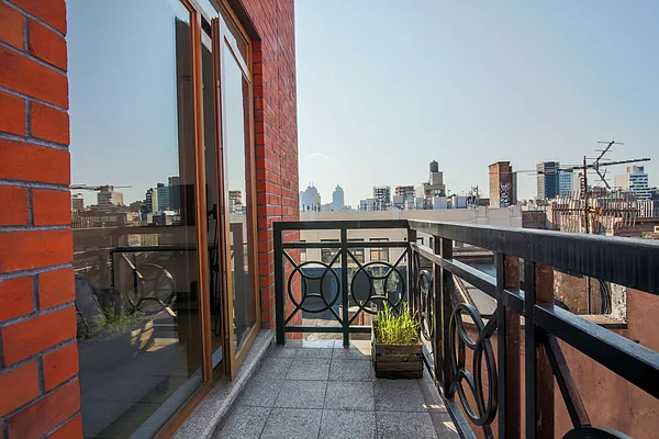 Rented by Platinum Properties | media 32