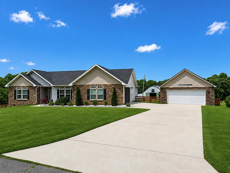 278 Highland Ridge Dr — Photo 1