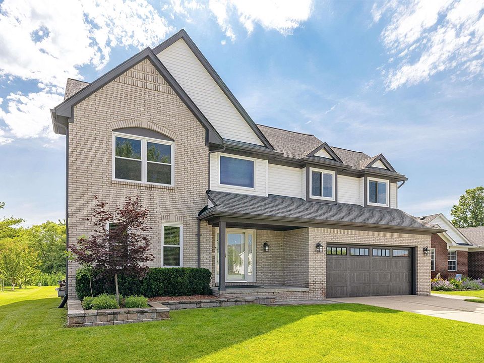 1st image of 52282 Birch Ct