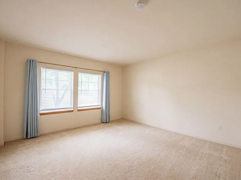 181 Lower Main St — Photo 6