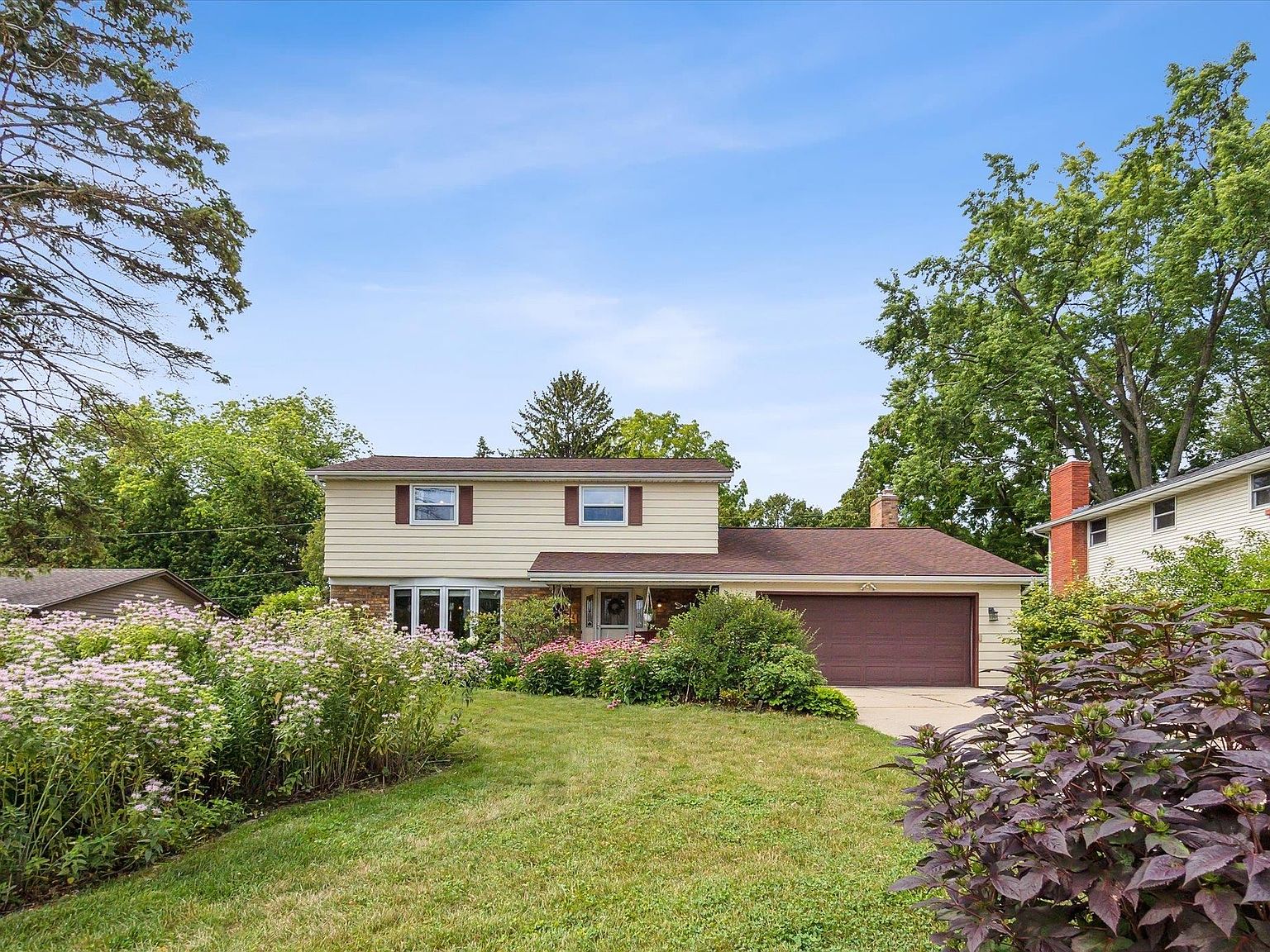 214 Brookridge St, Green Bay, WI 54301 Zillow