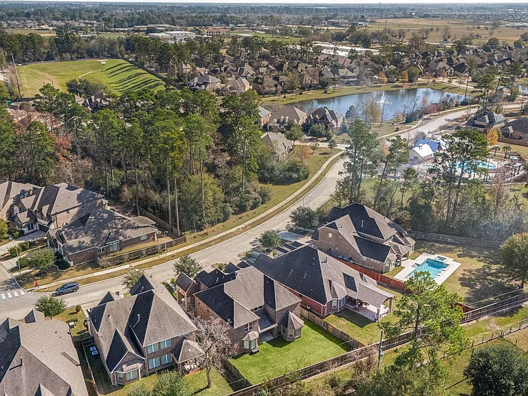22335 Sawmill Ranch Dr — Photo 38