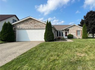 2515 Saint Andrews Dr, Troy, OH 45373