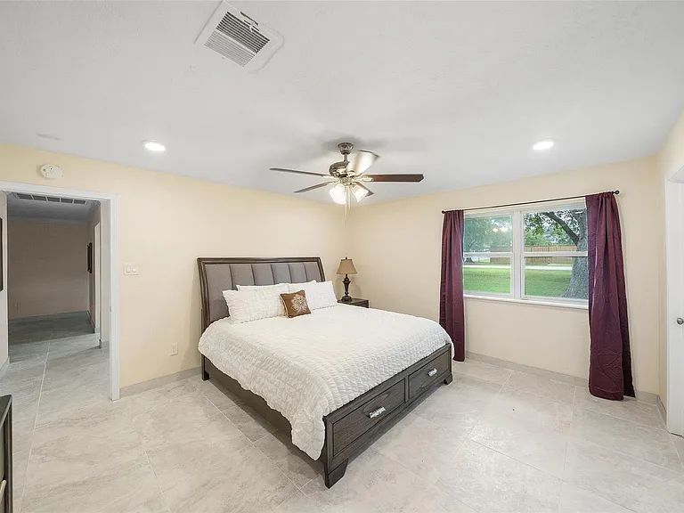 14702 Westway Ln — Photo 17