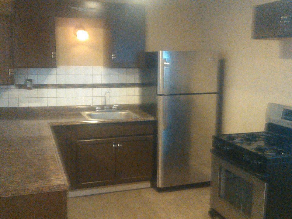 lots of cabnet space