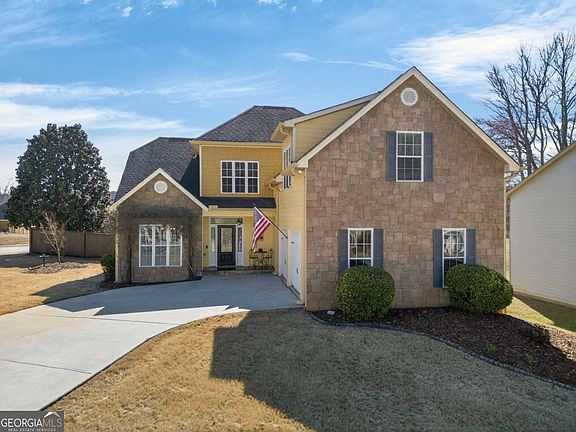 2nd image of 143 Red Branch Dr