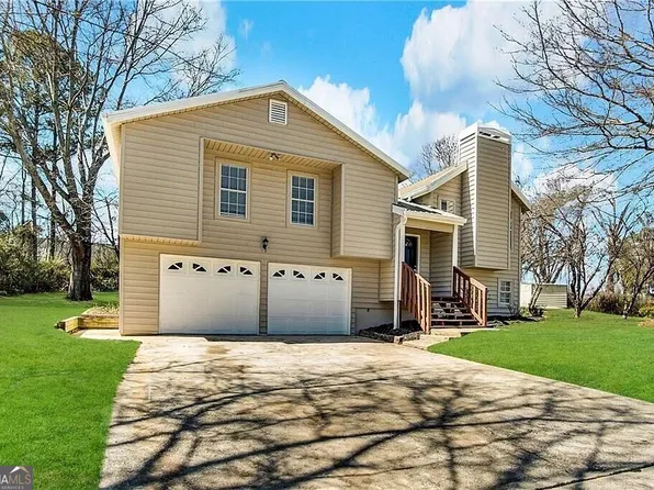 4500 Wood Hollow Ct, Douglasville, GA 30134