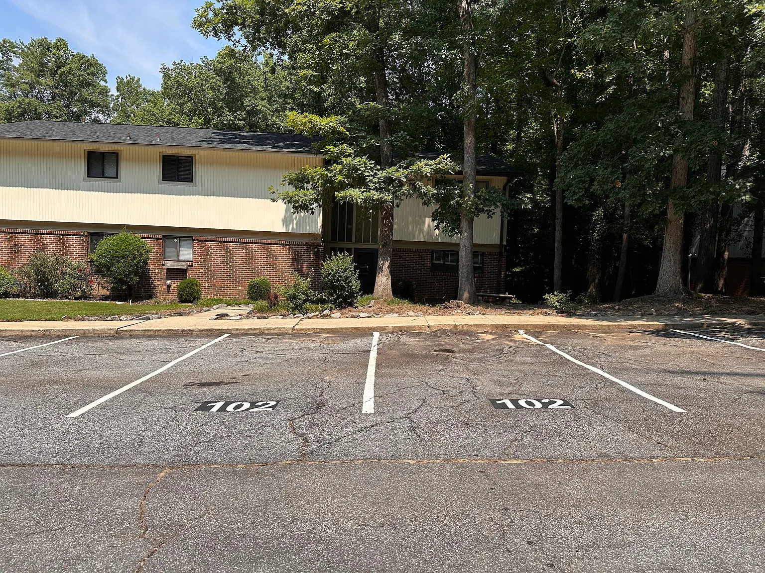 2 bed, 2.5 bath, 1400 sqft, $1,450 — Photo 4