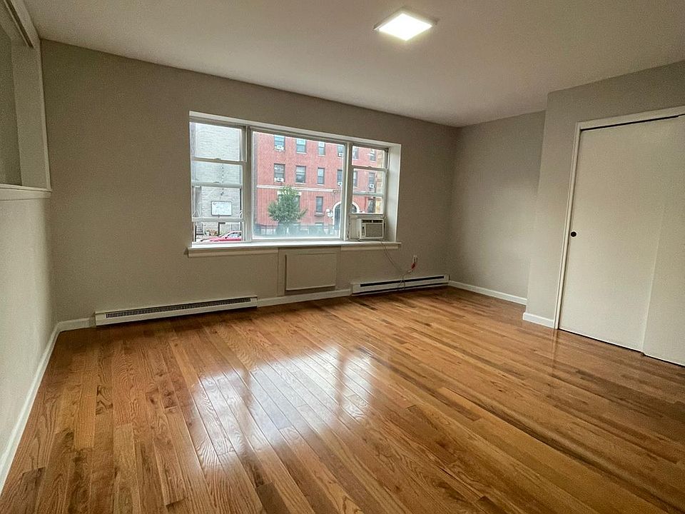 2nd image of 2680 John F Kennedy Blvd #21