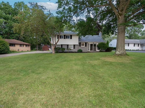 2nd image of 3679 Staunton Dr