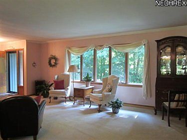 5th image of 1808 Brookside Dr
