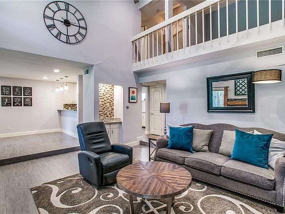 4th image of 2930 Woodcroft Cir