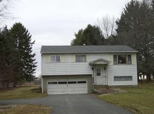 208 Donation Rd, Greenville, PA 16125