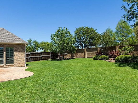 4th image of 6616 Bradford Estates Dr