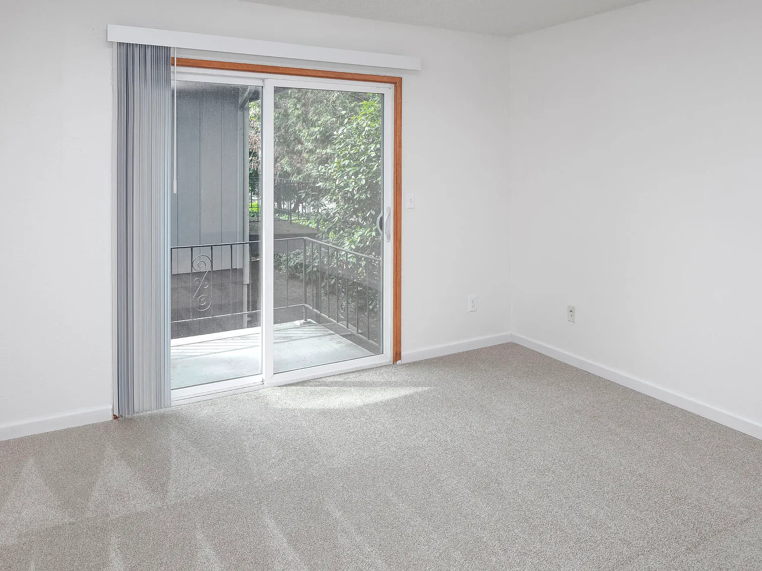 Villa d'Shirl-Lee Apartments — Photo 4