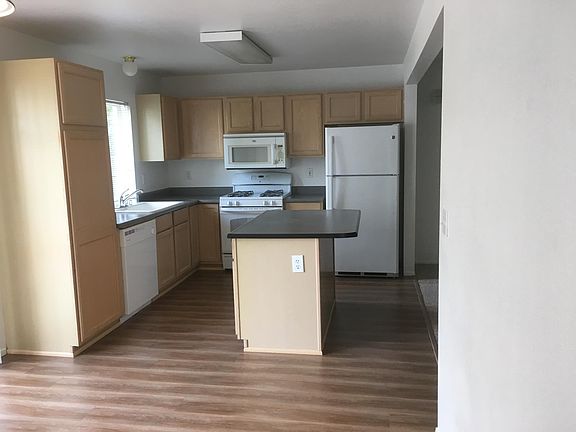 5th image of 7907 52nd Avenue Ct W