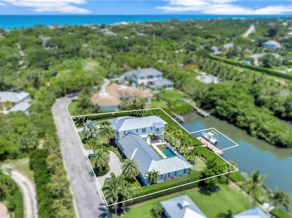 1385 Sunset Point Ln, Vero Beach, FL 32963