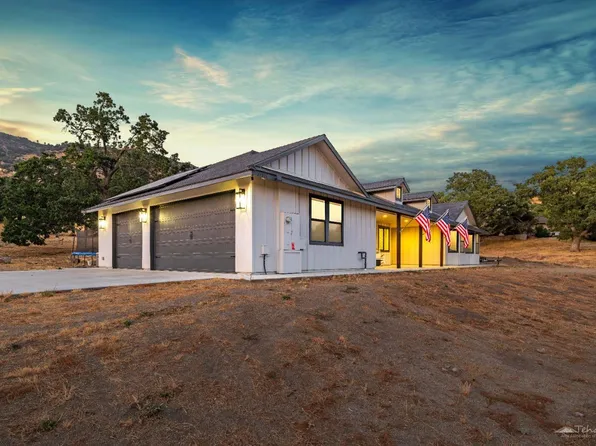 27921 Bear Valley Rd, Tehachapi, CA 93561