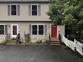 37 Denmark St, Worcester, MA 01605