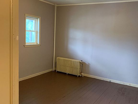 4th image of 320 N 1st St Unit A