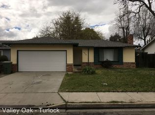2340 Rochelle Ave, Turlock, CA 95382