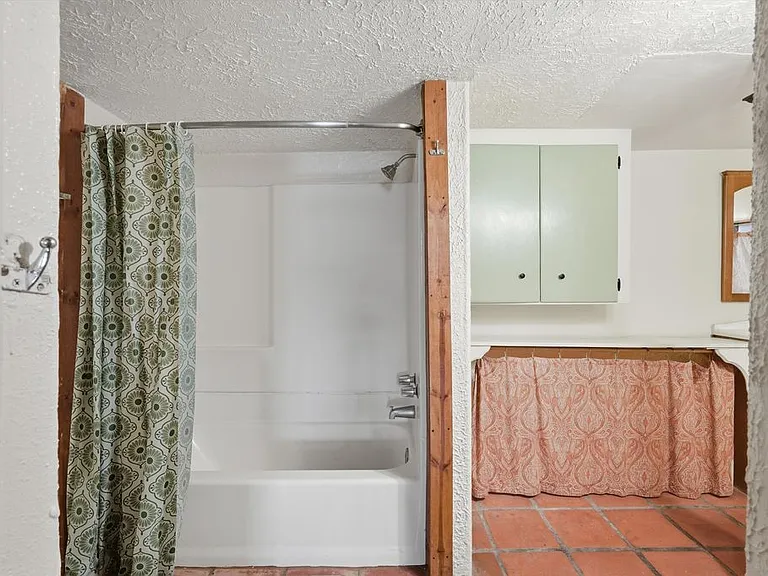 1506 Edith Boulevard Ne Casita #1 — Photo 28