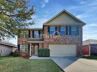 521 Cimmaron Strip Ln, Lewisville, TX 75067