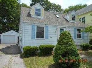 78 Dodge St, Pawtucket, RI 02860