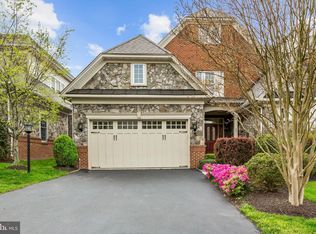 20357 Potomac Landing Ter, Sterling, VA 20165
