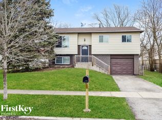 136 Monterey Dr, Bolingbrook, IL 60440