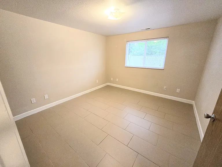 322 Lorraine Ave #A — Photo 13