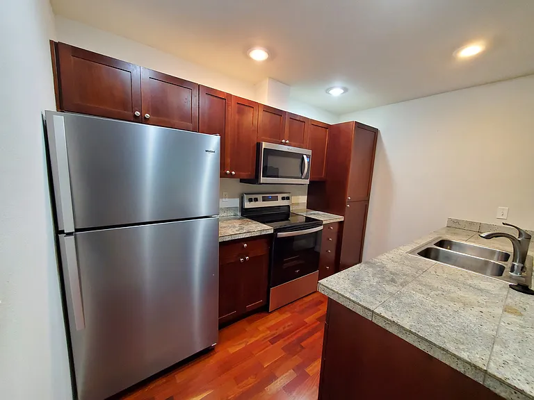 25025 SE Klahanie Blvd #A302 — Photo 6