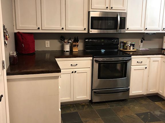 Kitchen, slate floors