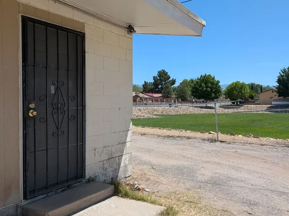 1226 Goff Blvd SW, 1226 Goff Blvd SW APT F, Albuquerque, NM 87105