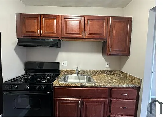 1 bed, 615 sqft, $1,095 — Photo 2
