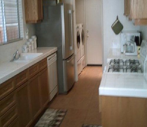 2nd image of 14451 Arbor Ln