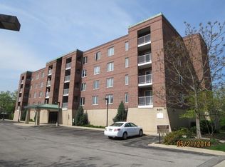 6211 Lincoln Ave UNIT 208, Morton Grove, IL 60053