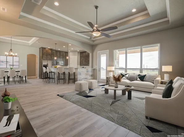 1027 CR 319, La Vernia, TX 78121