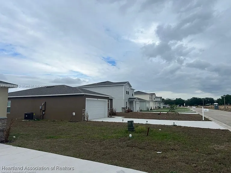 1452 Stone Ridge Cir — Photo 19