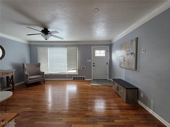 2nd image of 4763 Southwood Dr